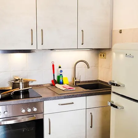 Daire Komm - Panoramablick - Balkon - Kueche - Parkplatz Suhl