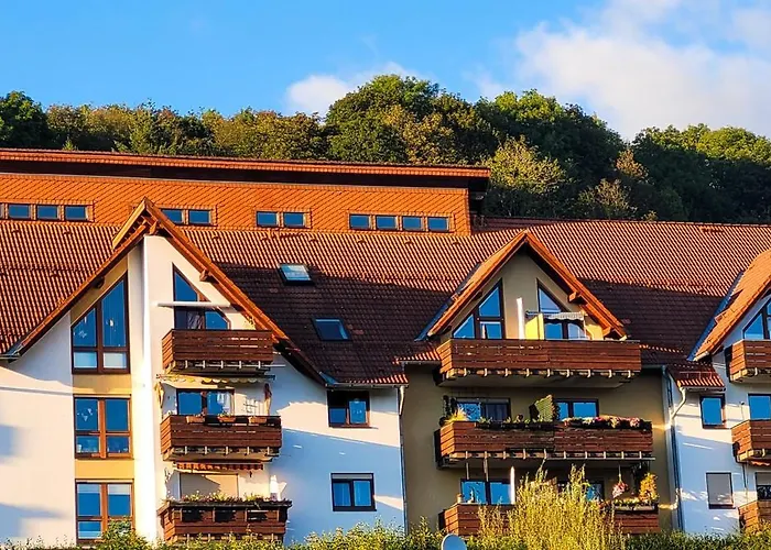 Daire Komm - Panoramablick - Balkon - Kueche - Parkplatz