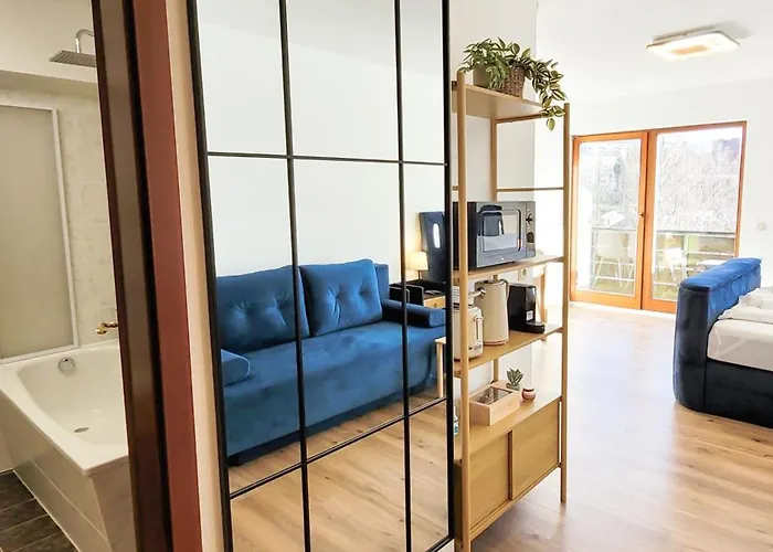 Daire Komm - Panoramablick - Balkon - Kueche - Parkplatz *