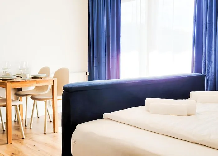 Komm - Panoramablick - Balkon - Kueche - Parkplatz Daire