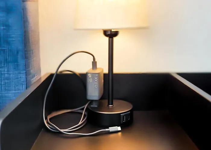 Komm - Panoramablick - Balkon - Kueche - Parkplatz Apartment